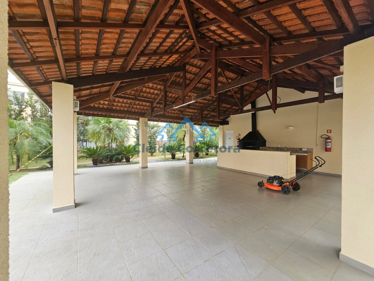 Apartamento Cond. Ipê Roxo