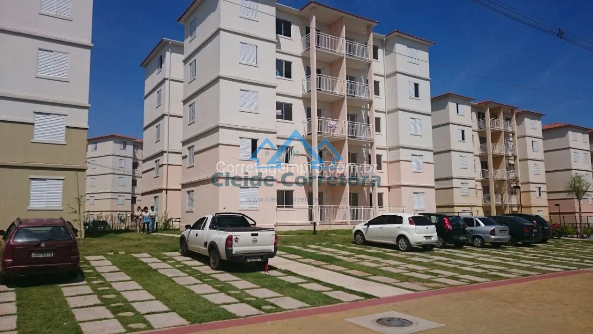 Apartamento Cond. Ipê Roxo