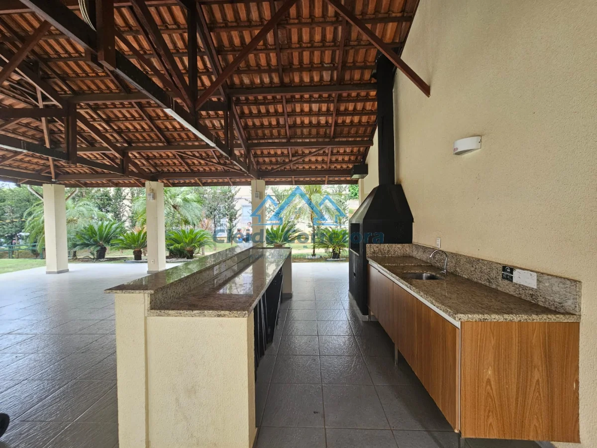 Apartamento Cond. Ipê Roxo