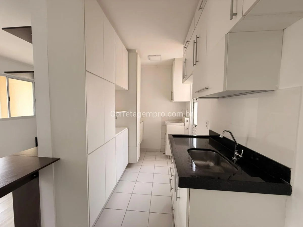 Apartamento no Cond. Avalon