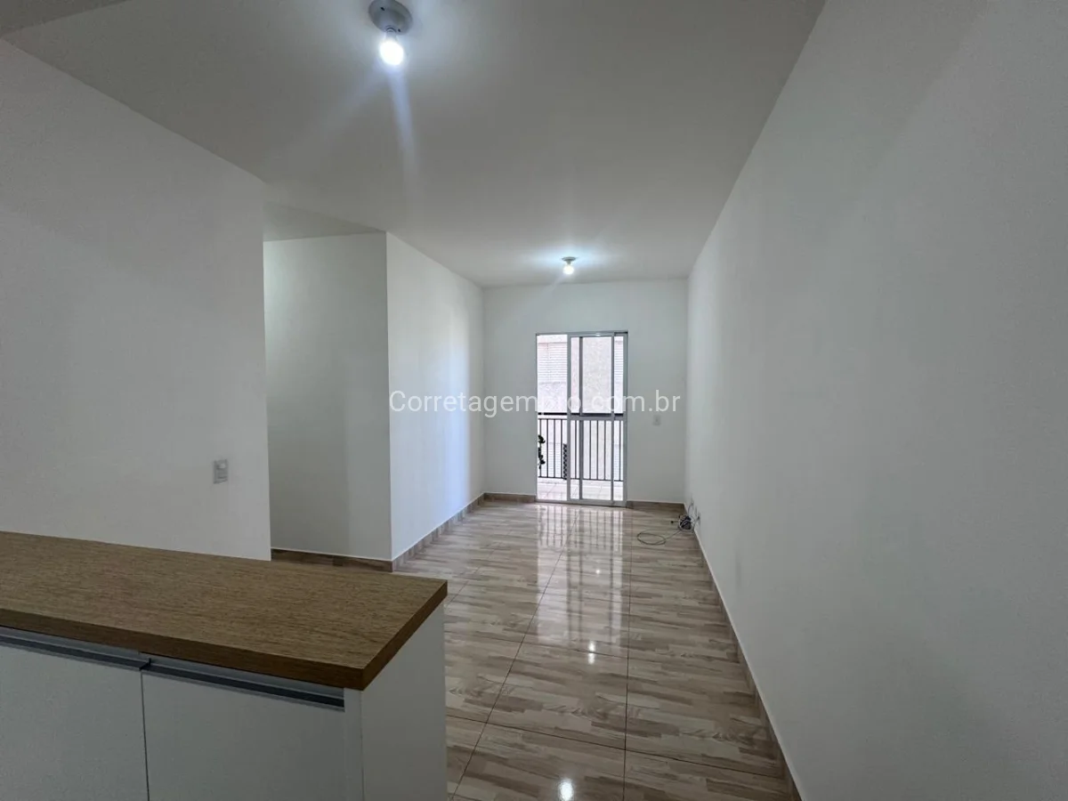 Locação 03 dormitórios com suite e Varanda com precinho de 02 dorm