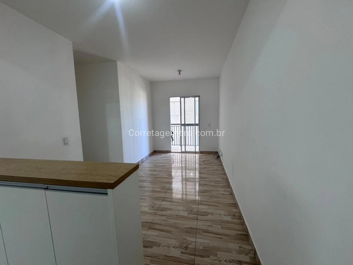 Locação 03 dormitórios com suite e Varanda com precinho de 02 dorm