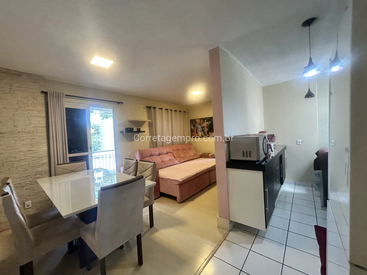 Apartamento com varanda gourmet no Villa Flora