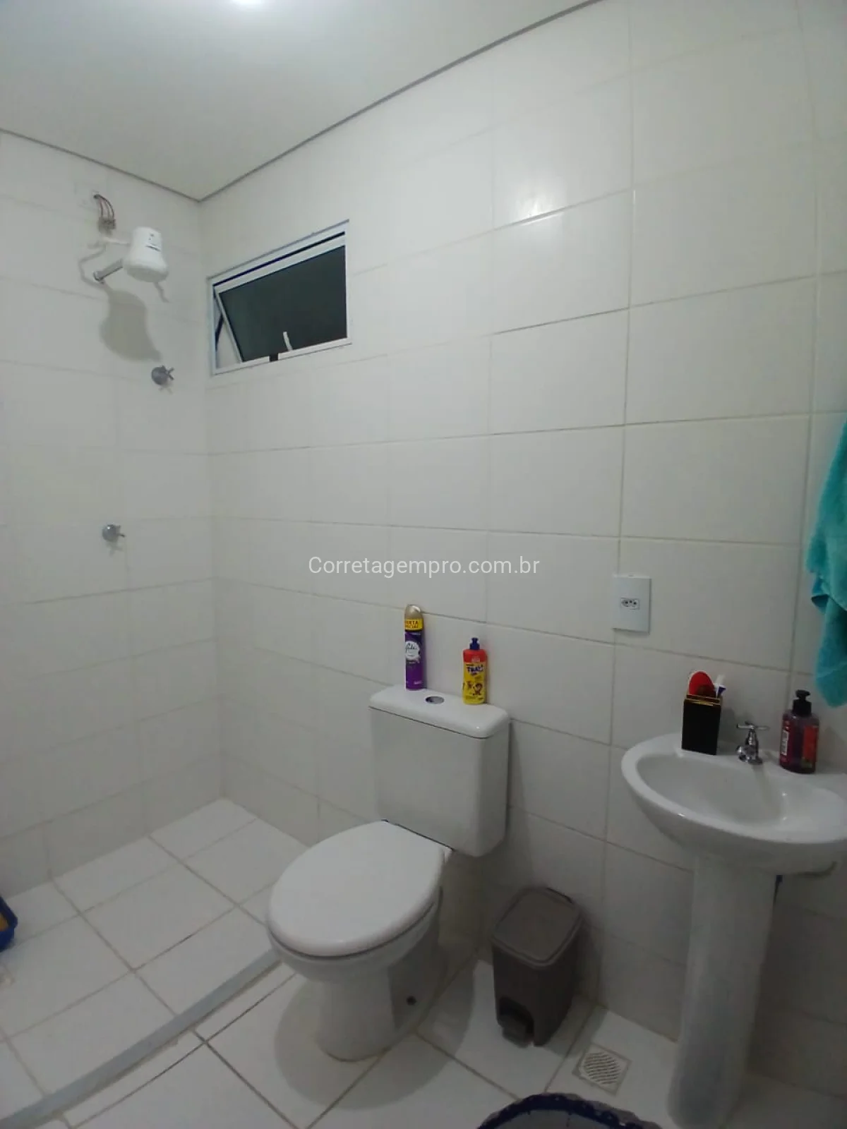 Excelente OPORTUNIDADE VIVA VISTA SOLAR ☀️ COM SACADA E SUITE ☀️