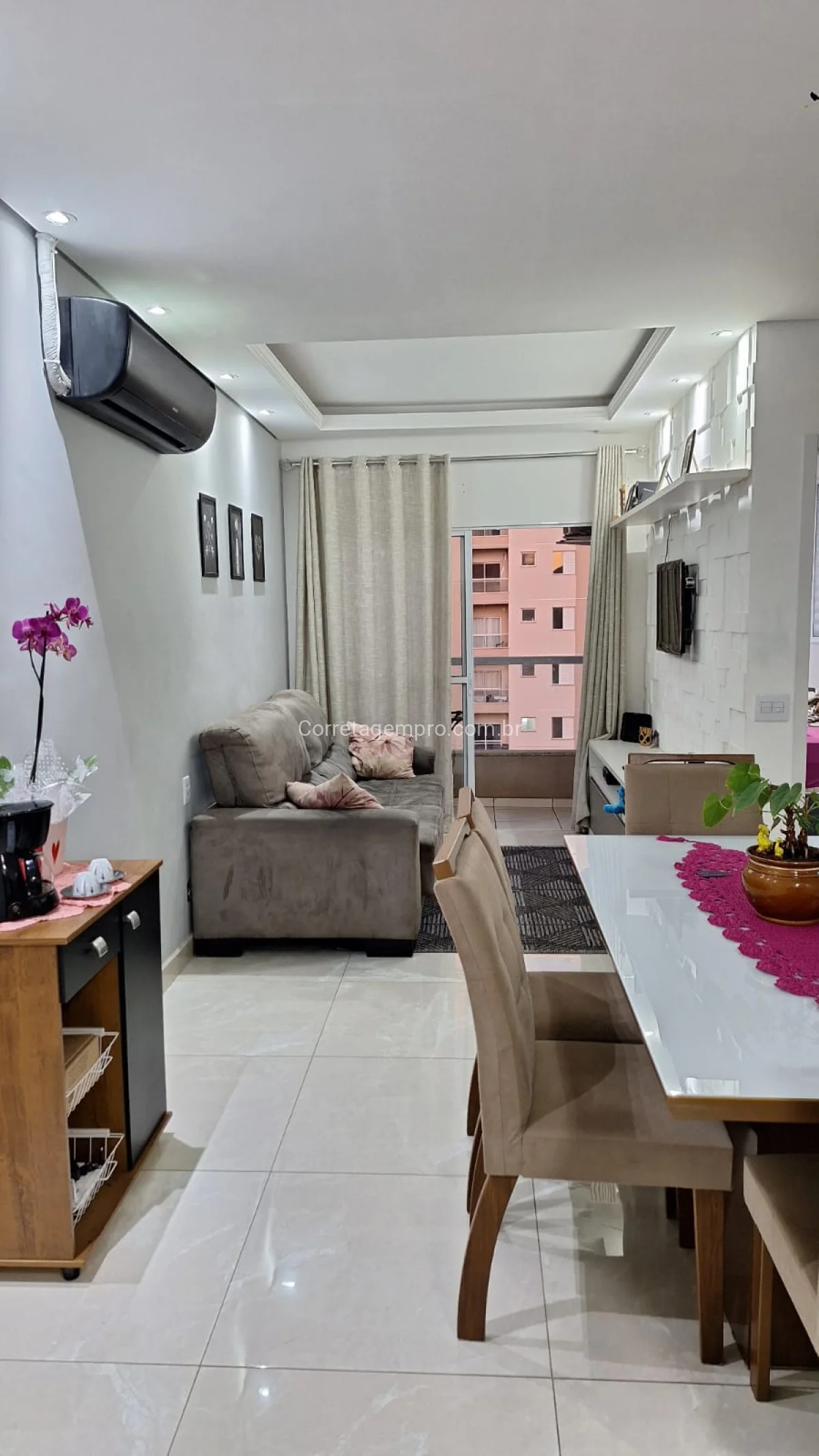 Belíssimo Apartamento  no Portal dos Rubis