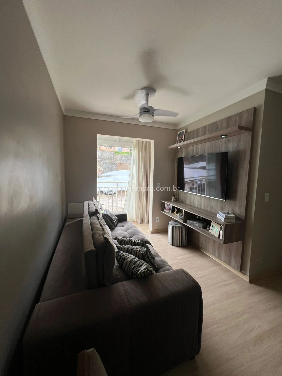 Apartamento no cond. Villagio do Horto