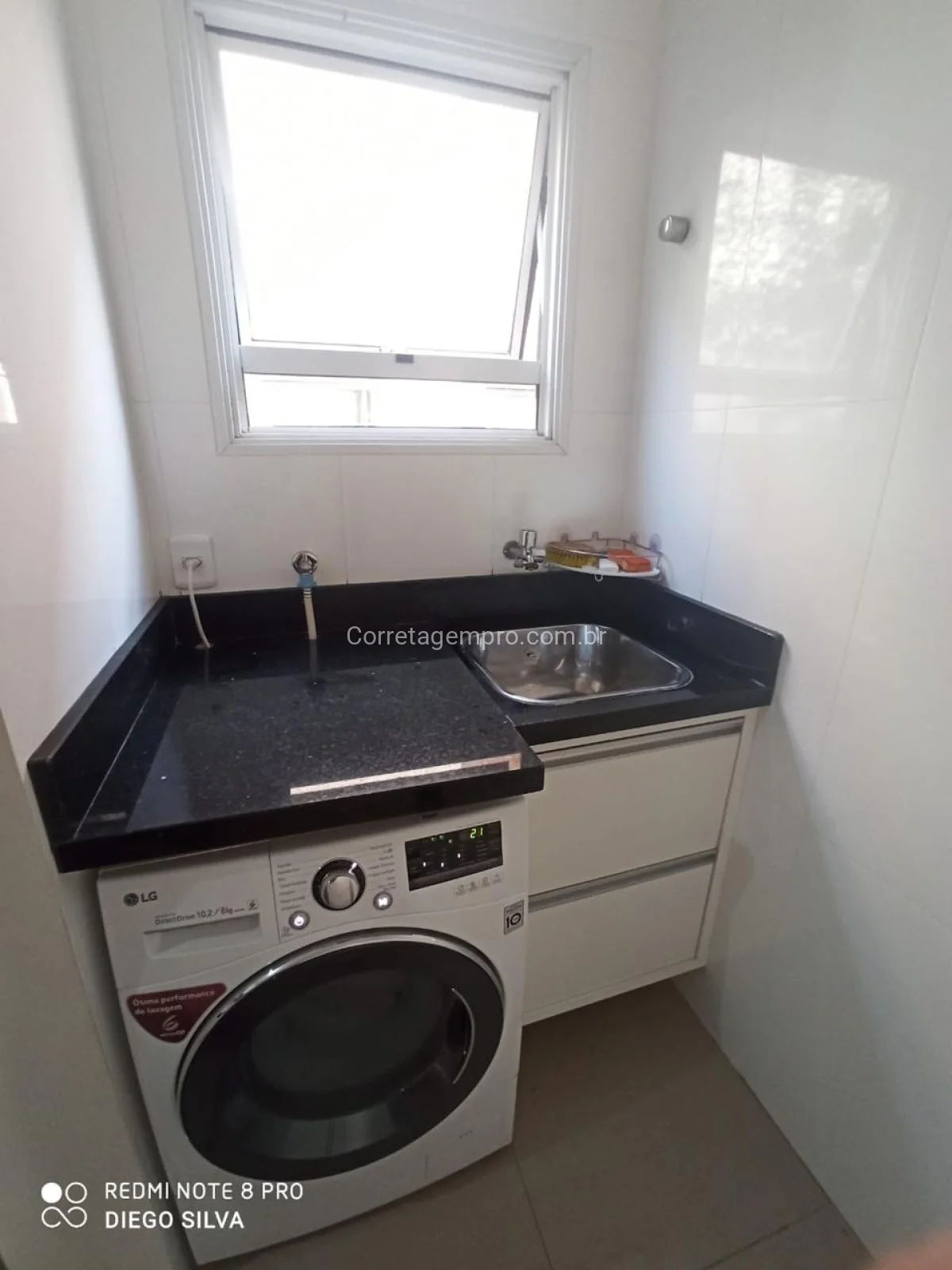 Apartamento  03 dormitórios de oportunidade andar Baixo