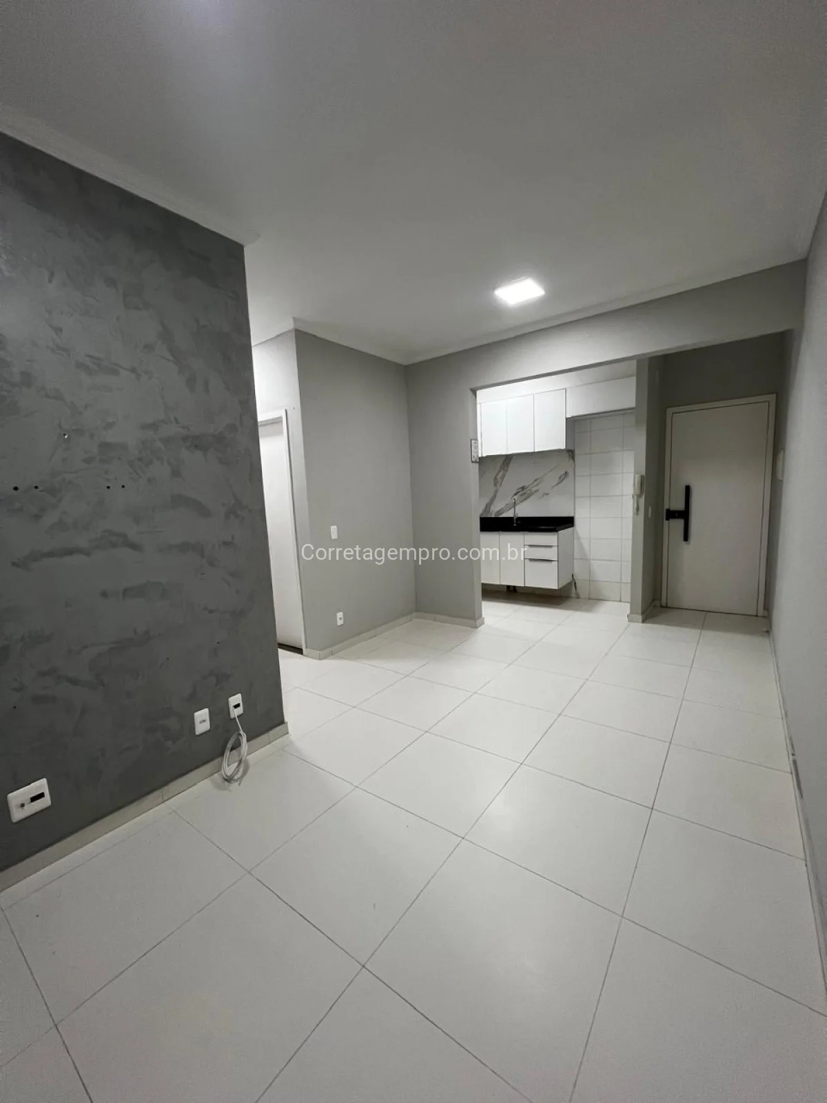 APARTAMENTO MODERNO E ATEMPORAL