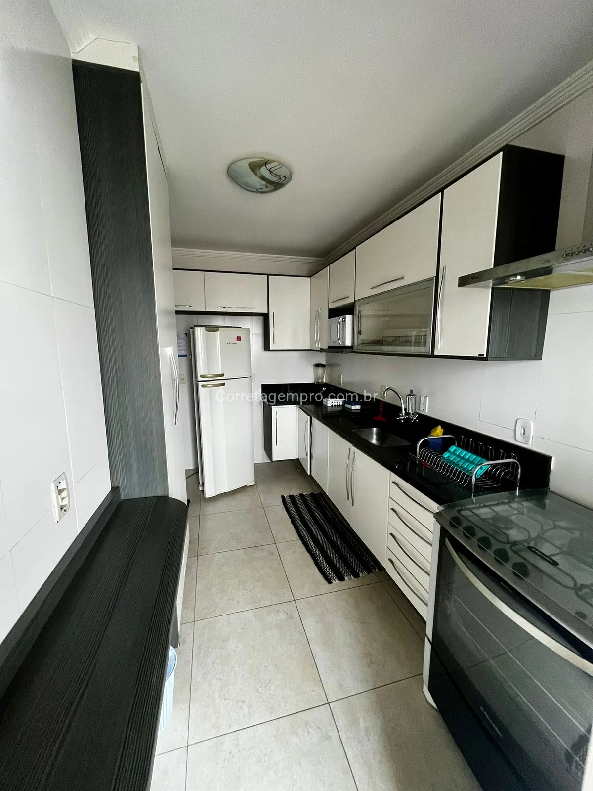 APARTAMENTO INSTAGRAMAVEL FRENTE MAR PORTEIRA FECHADA