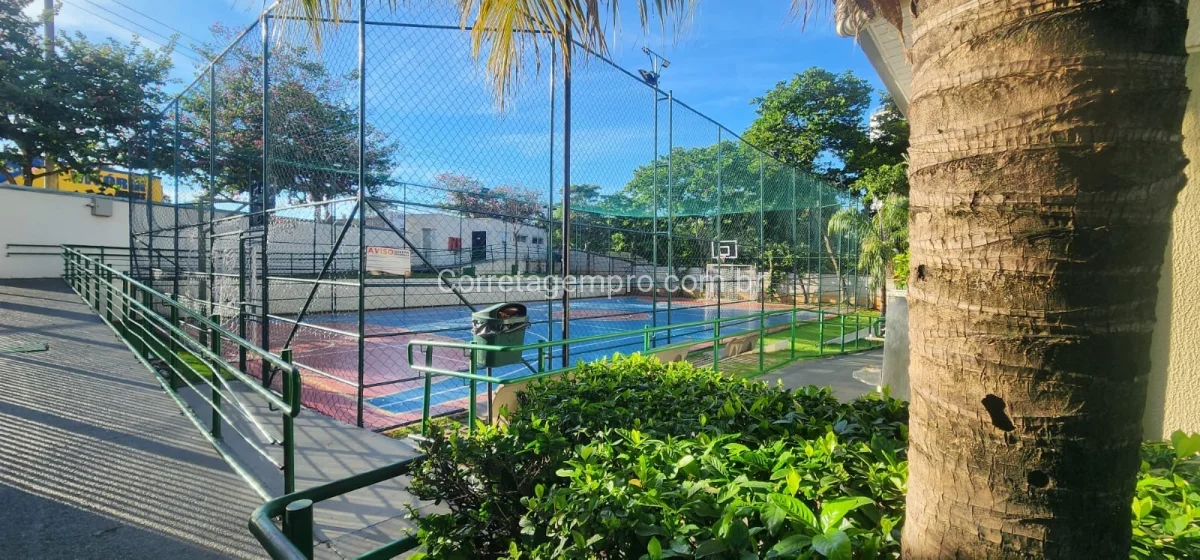 EXCELENTE LOCALIZAÇÃO DIVISA COM PAULIINIA