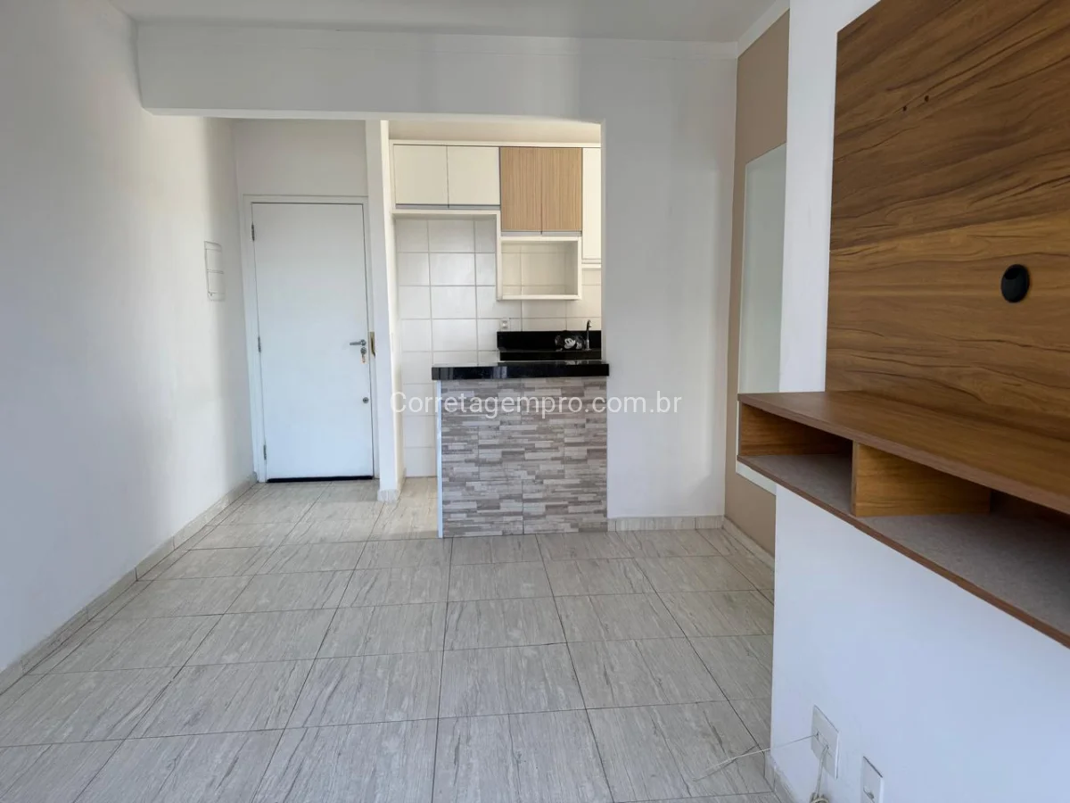 OPORTUNIDADE DE APARTAMENTO COM SUITE E VARANDA