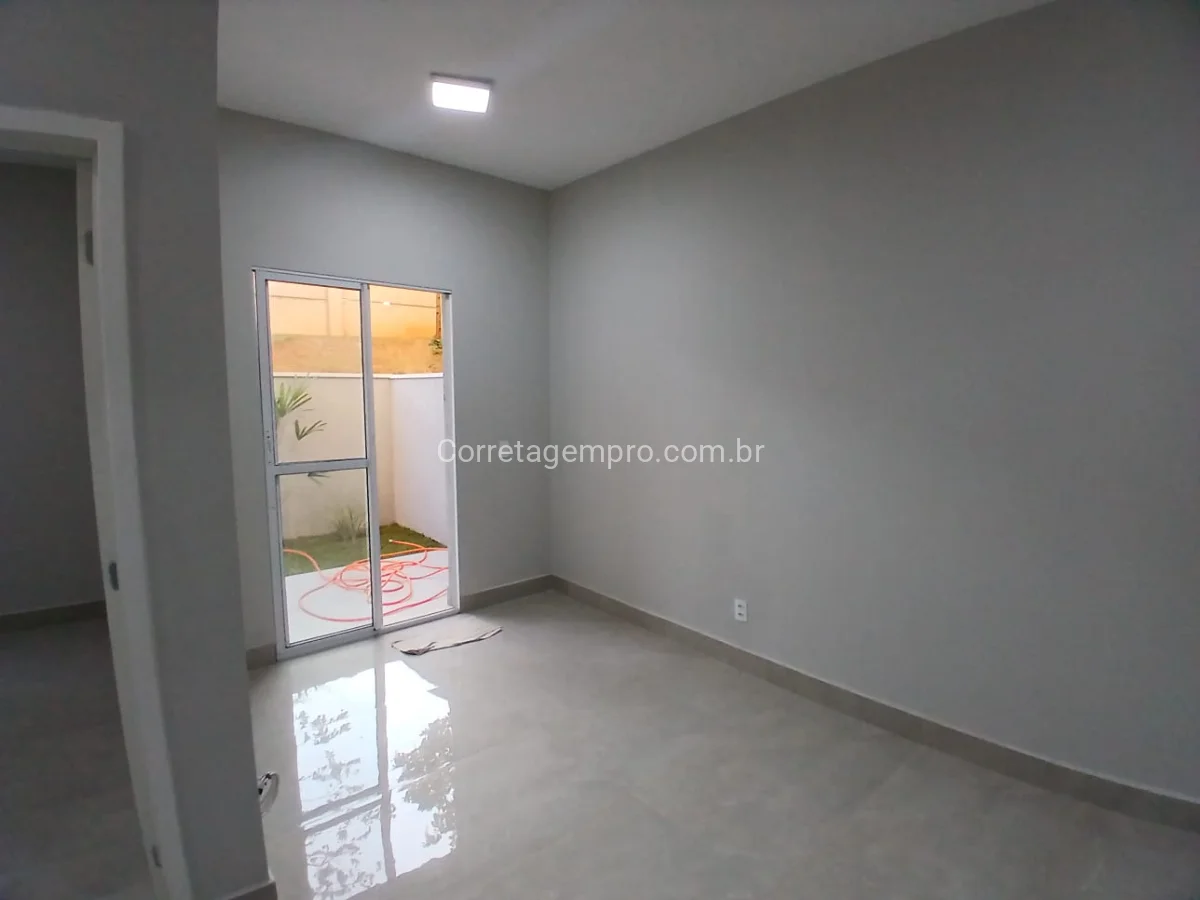 Excelente OPORTUNIDADE de alugar um Terreo Novinho