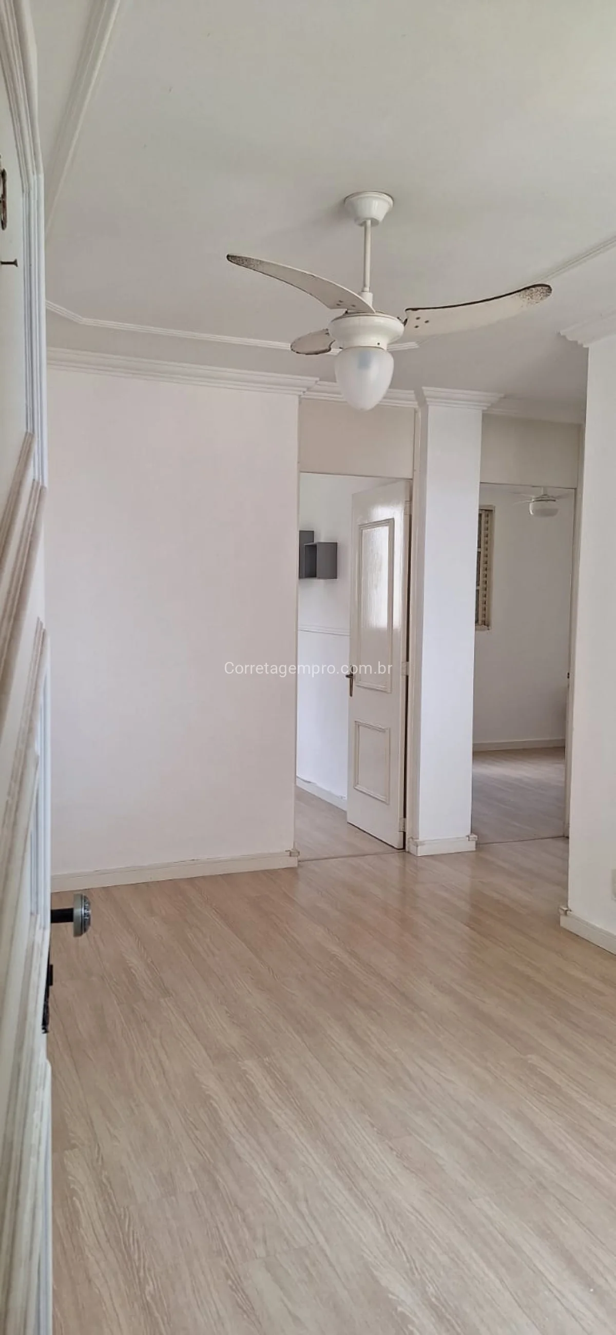 Apartamento no condomínio Andorinhas