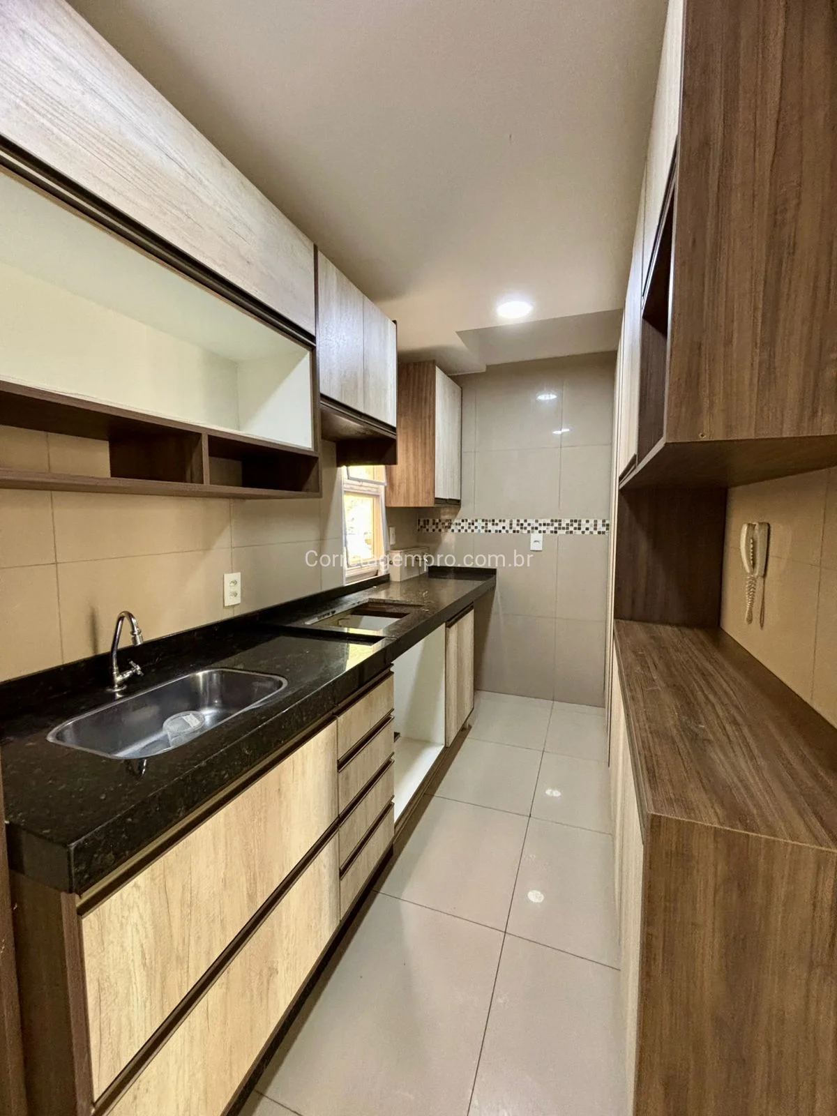 Ap 3 dorm e suíte no condominio Ipê Roxo