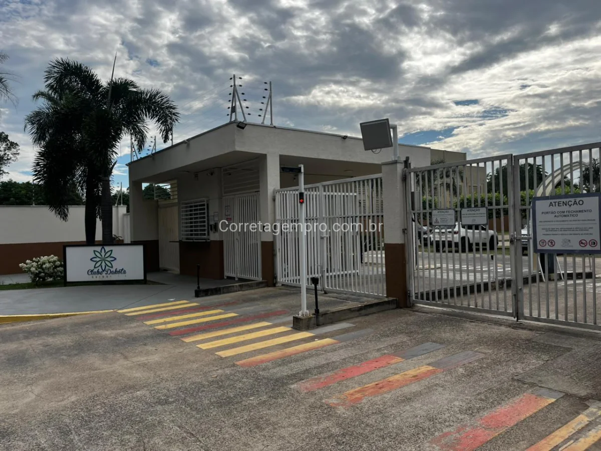 Apartamento Cond. Clube Dakota