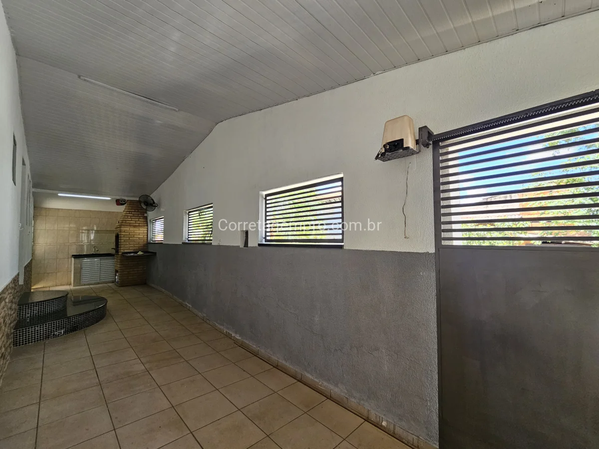 Casa ampla com suíte no precinho