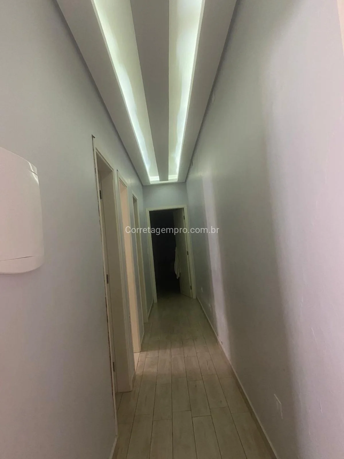 CASA AMPLA COM ACABAMENTO DE PRIMEIRA LINHA