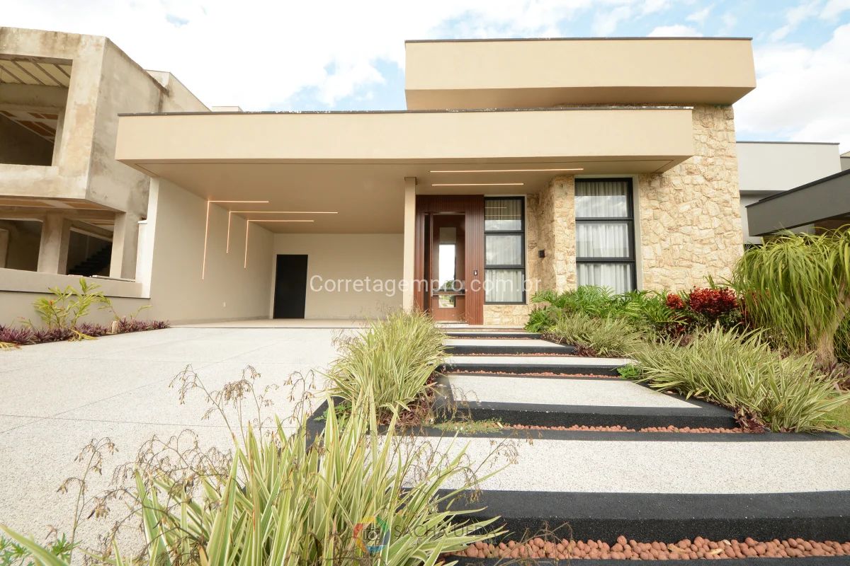 Casa térrea próximo a um por do sol espetacular!