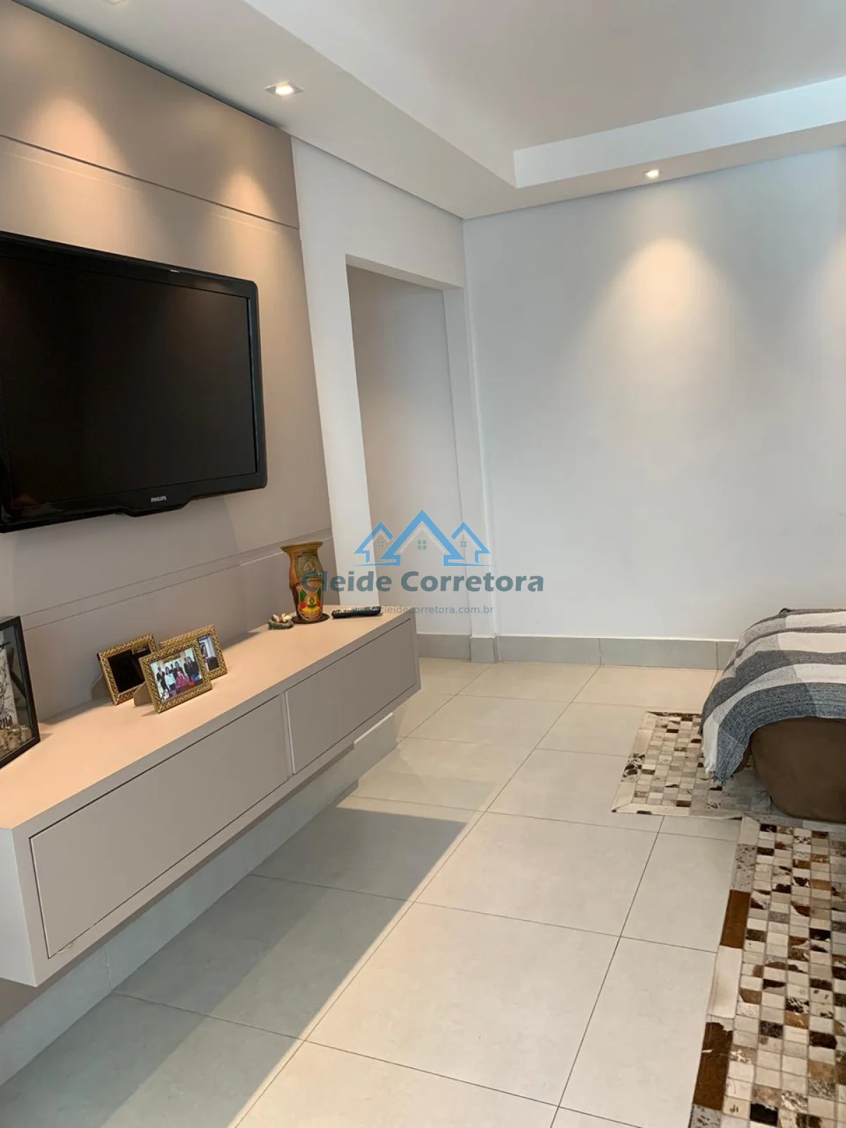 Casa reformada na Vila Menuzzo