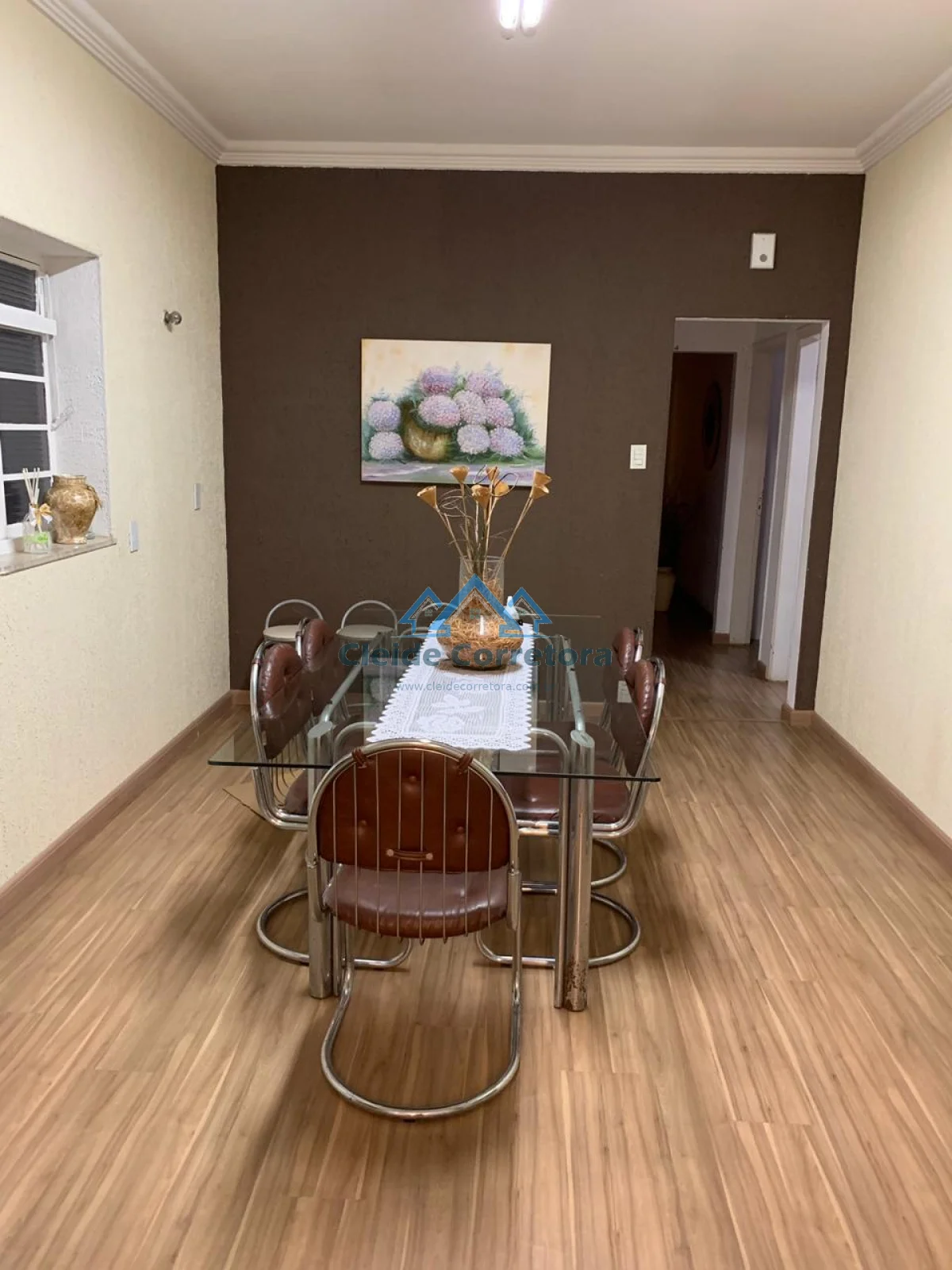 Casa reformada na Vila Menuzzo