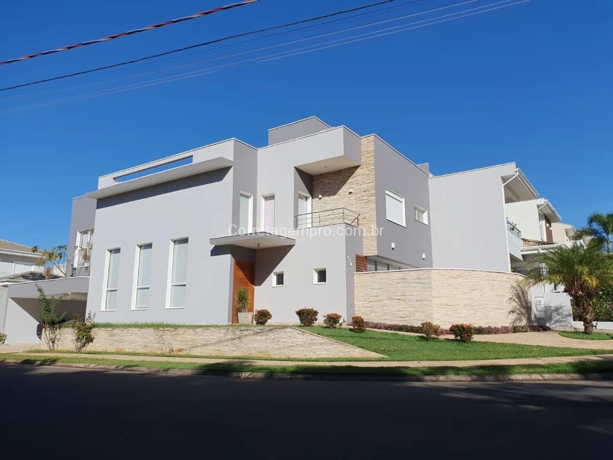 Lindo Sobrado a venda no Condomínio Yucatan em Paulínia