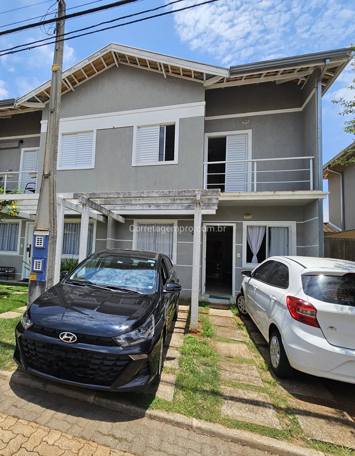 Casa de condomínio precinho