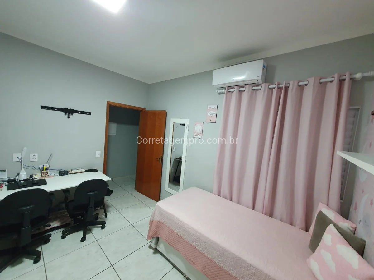 Sobrado com Energia fotovoltaica