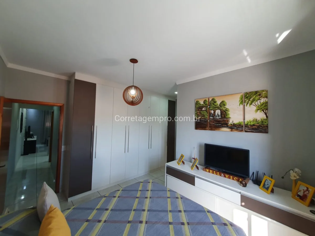 Sobrado com Energia fotovoltaica