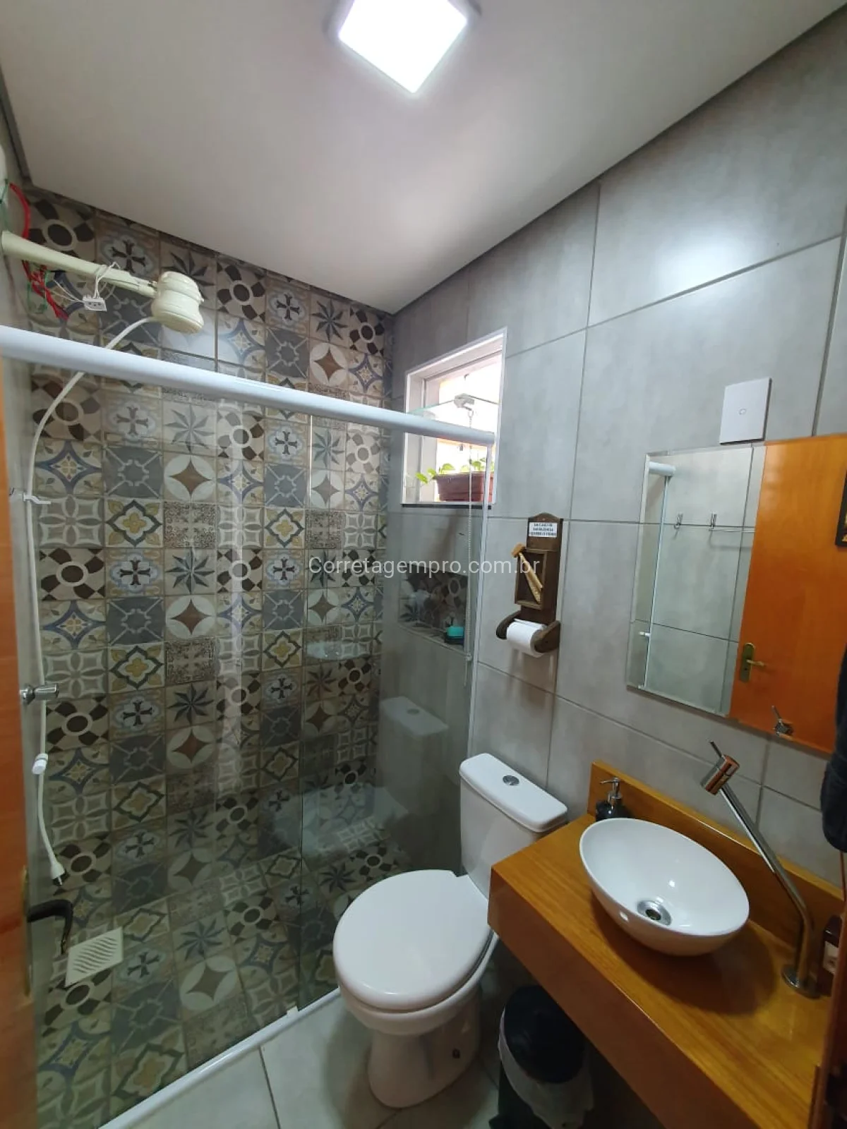 Sobrado com Energia fotovoltaica