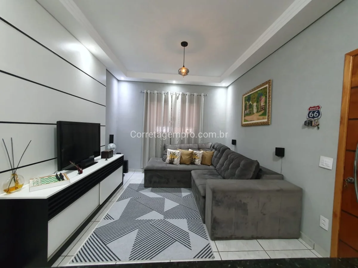 Sobrado com Energia fotovoltaica