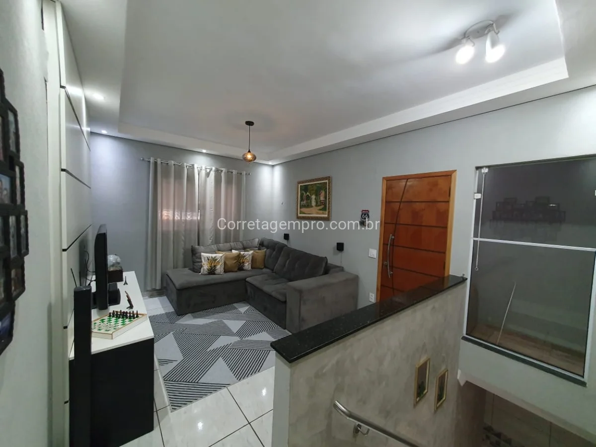 Sobrado com Energia fotovoltaica