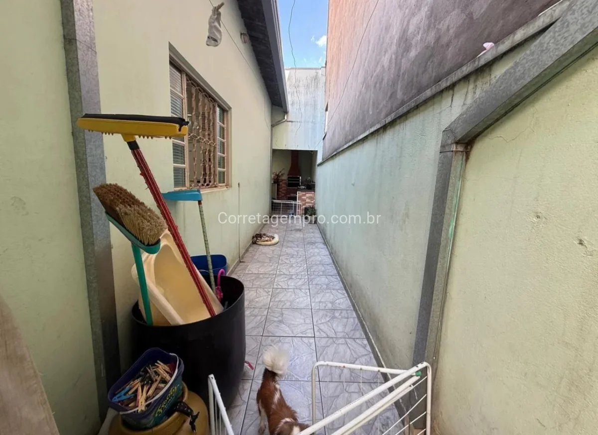 Casa ampla para venda no Jardim Amélia Sumaré