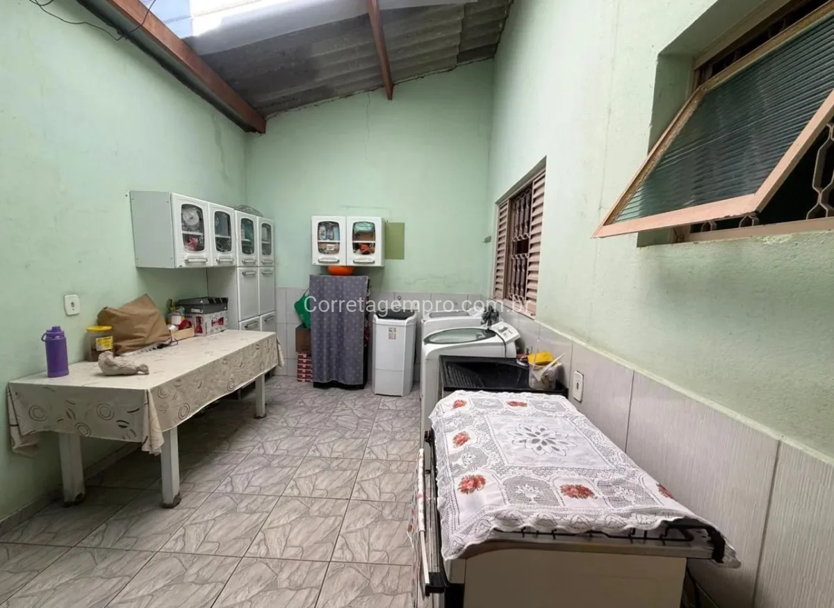 Casa ampla para venda no Jardim Amélia Sumaré