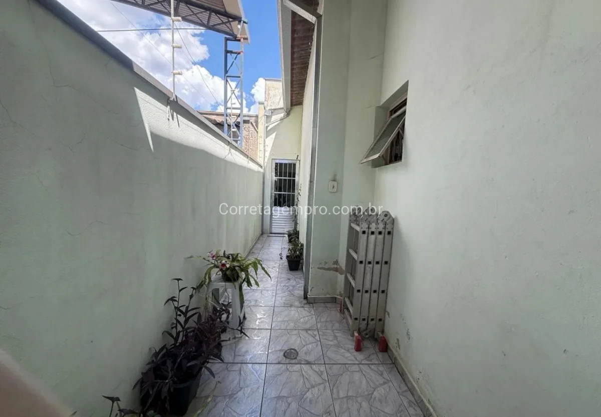 Casa ampla para venda no Jardim Amélia Sumaré