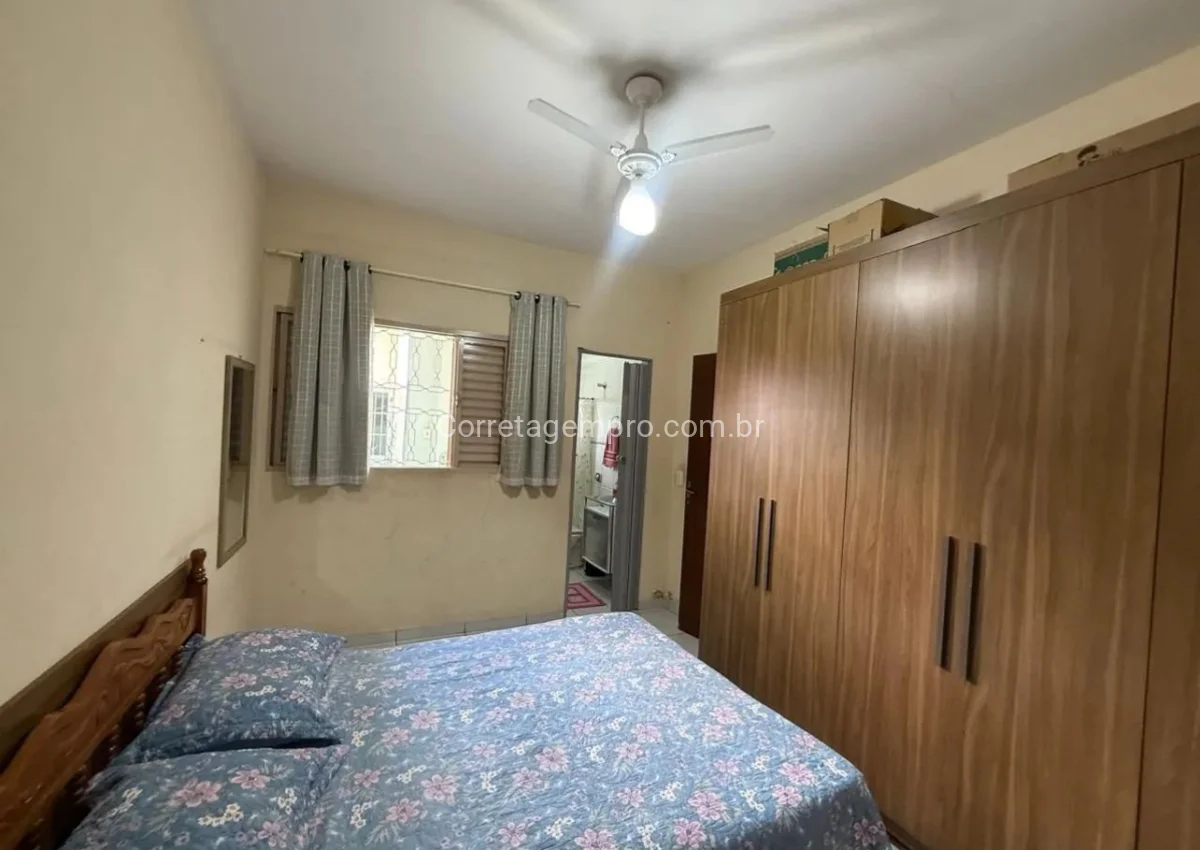 Casa ampla para venda no Jardim Amélia Sumaré