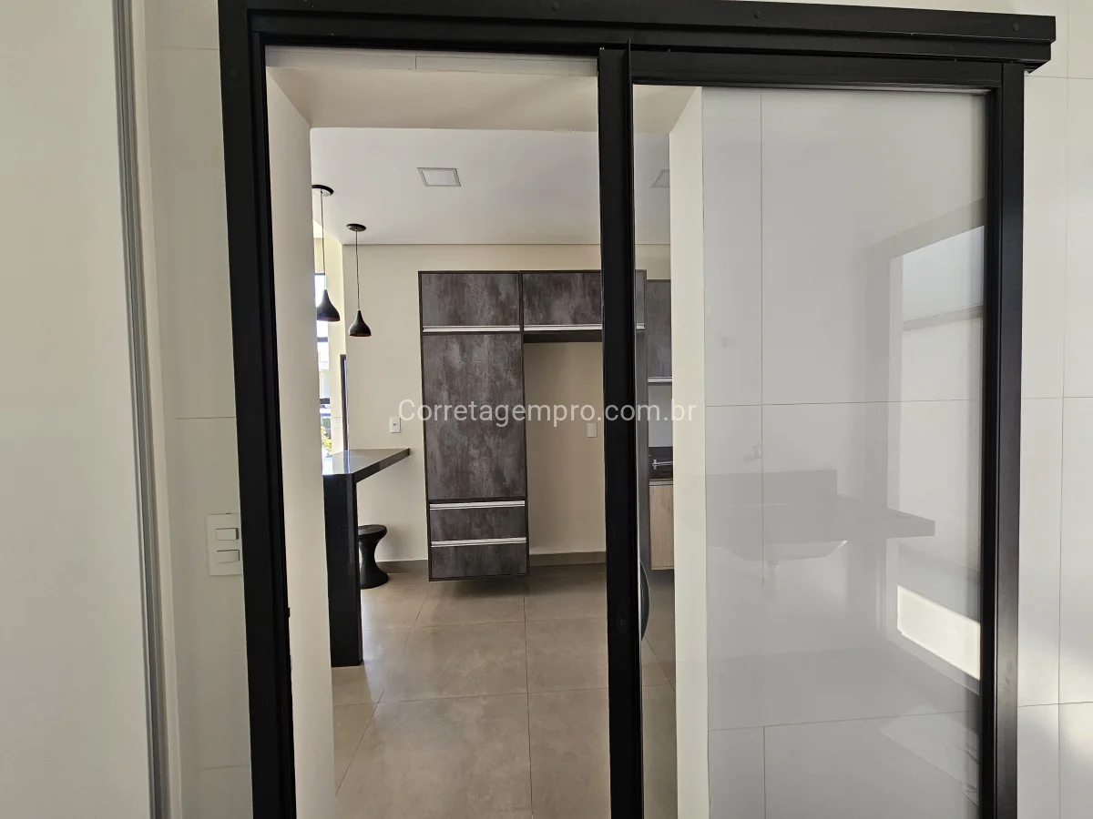 Casa de condomínio 3 suítes