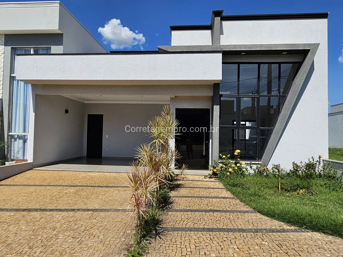 Casa de condomínio 3 suítes