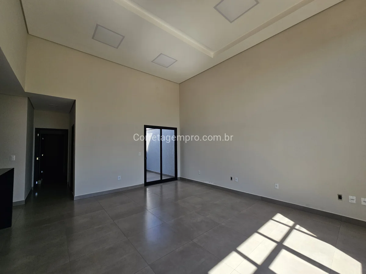 Casa de condomínio 3 suítes