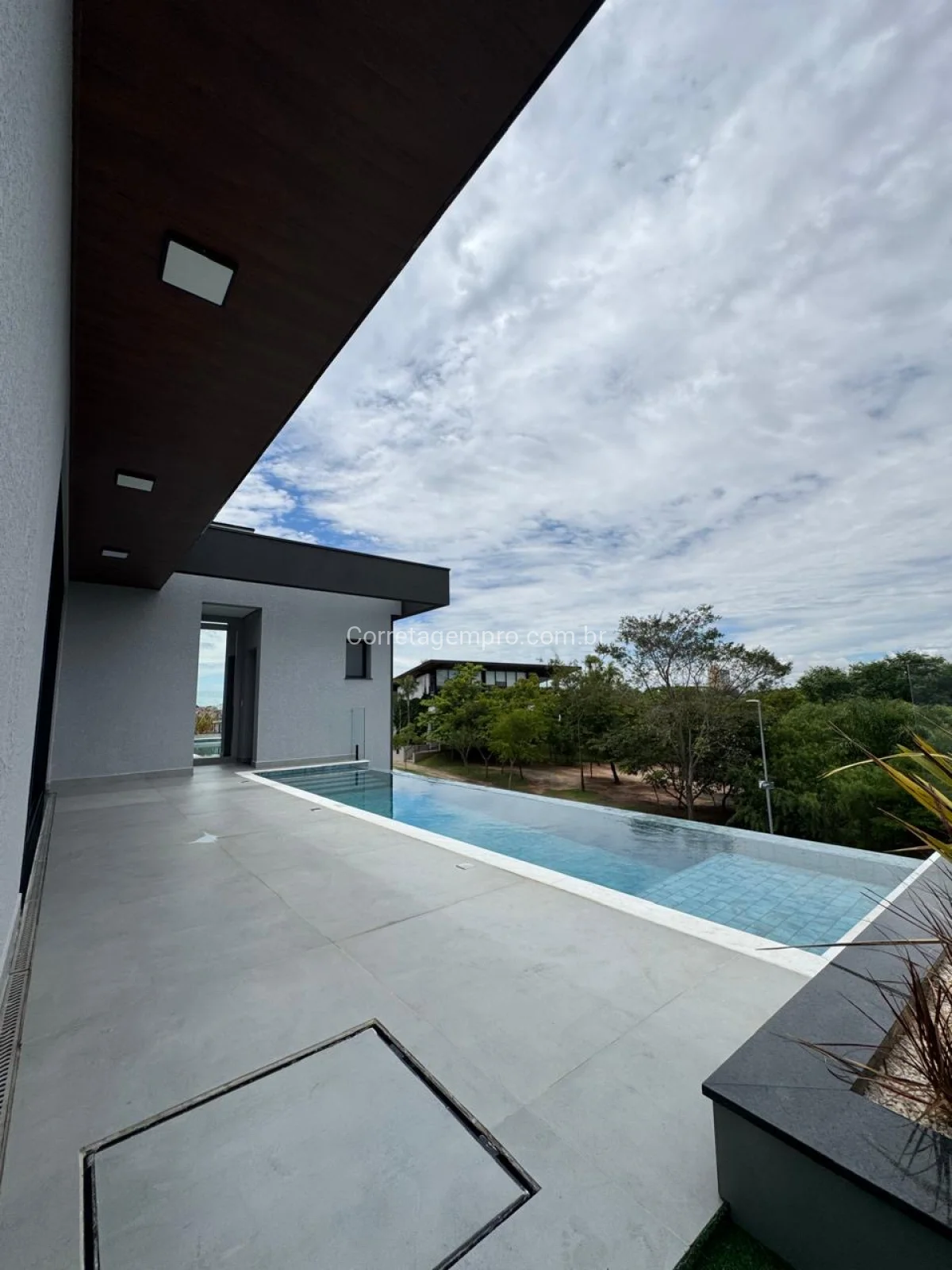 Linda Casa para venda no Dolce Vitá