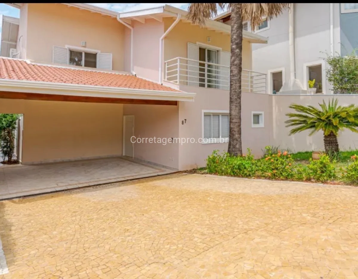Casa ampla para venda em Paulínia