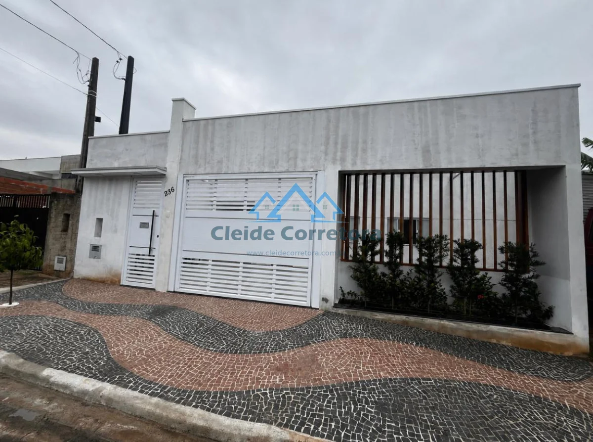 Casa nova no Jardim Monte das Oliveiras