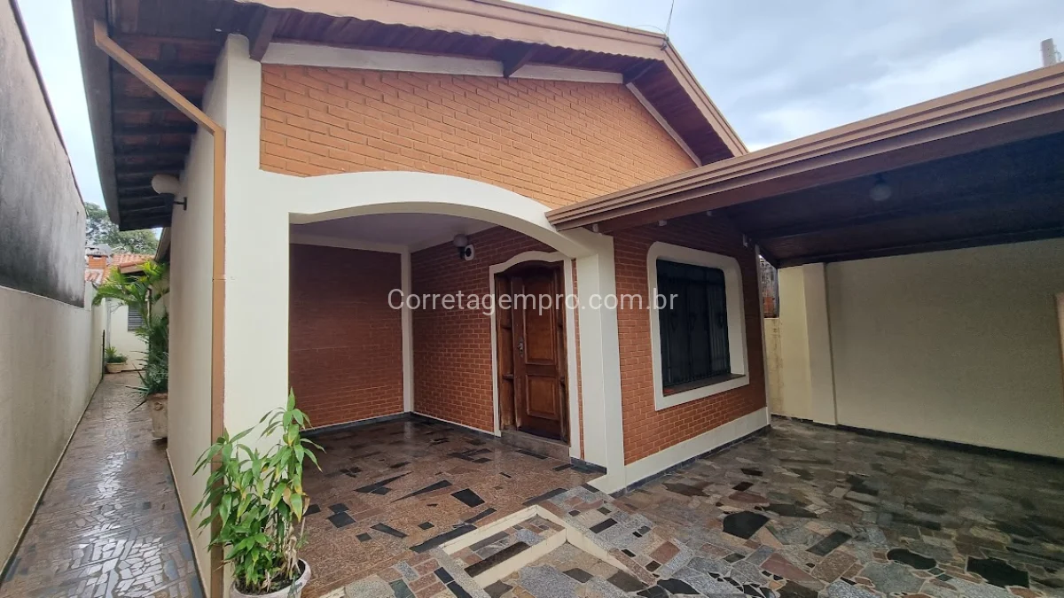 Casa a venda -  próximo ao Hospital Estadual de Sumaré