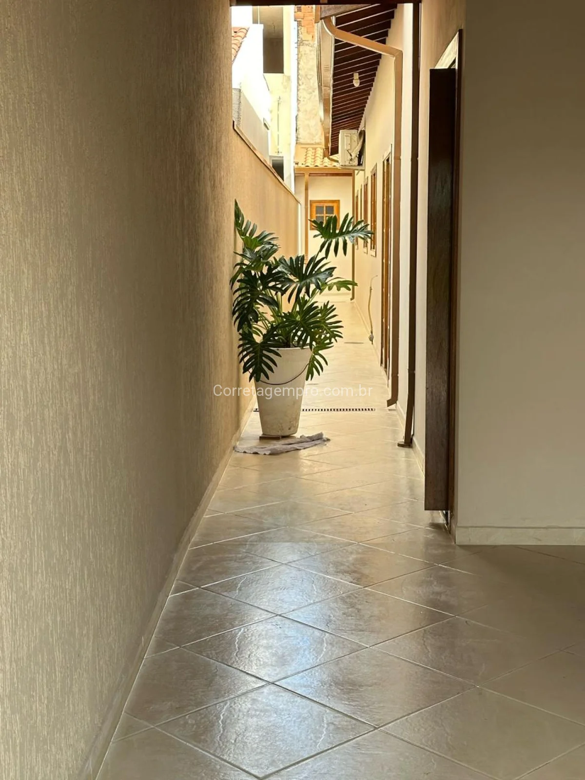 CASA APAIXONANTE EM PAULINIA