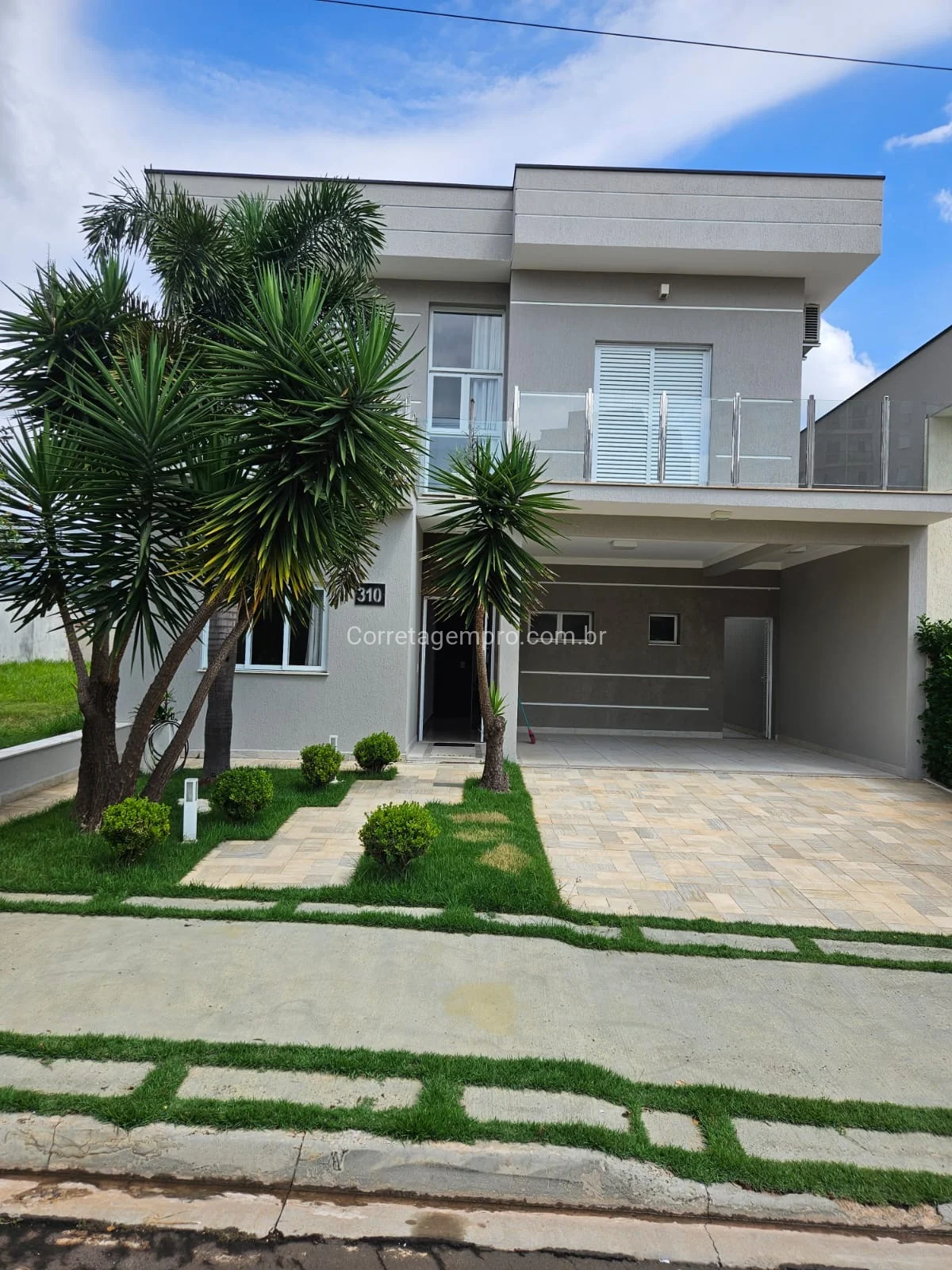 Sobrado com 3 suítes para venda no Real Park Sumaré