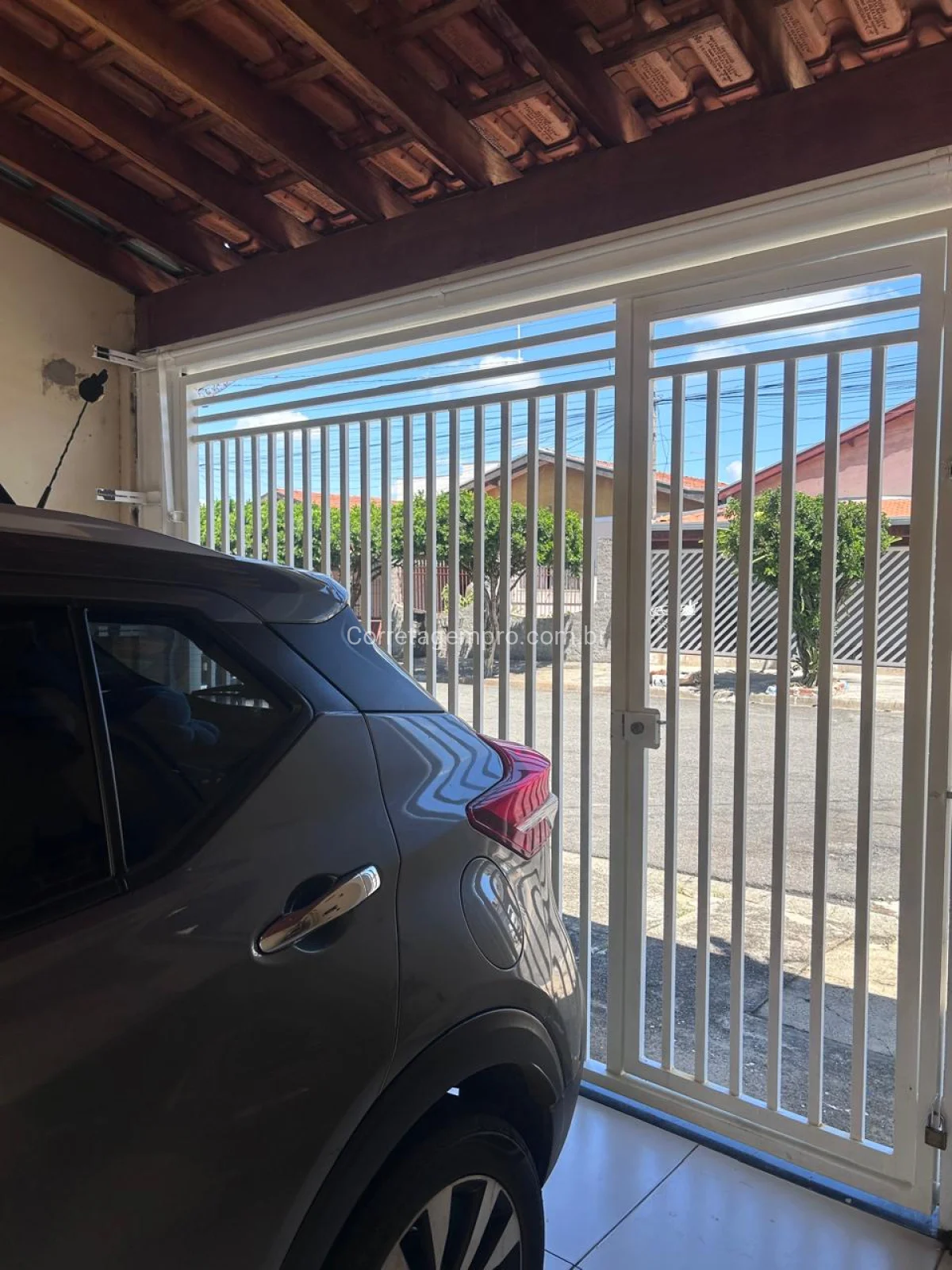 Dallorto meio terreno