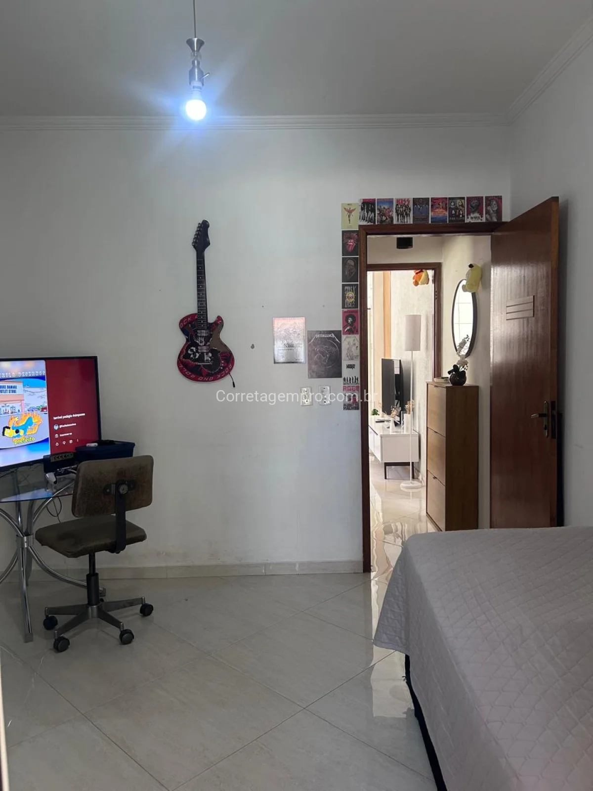 Dallorto meio terreno